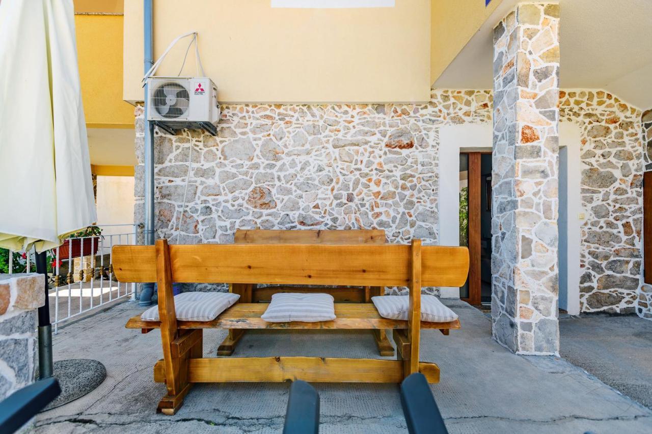 Stone House On The Batalaza Beach - Kali Kültér fotó