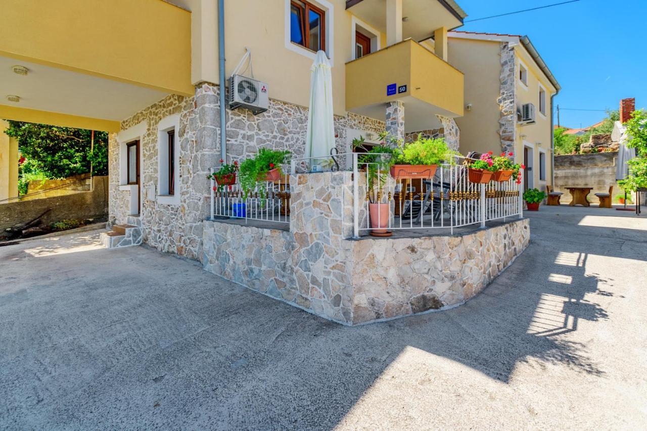 Stone House On The Batalaza Beach - Kali Kültér fotó